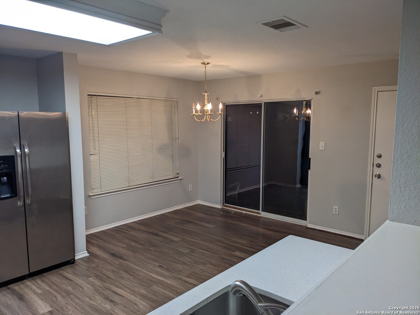 15 Bedford Bay – photo 2