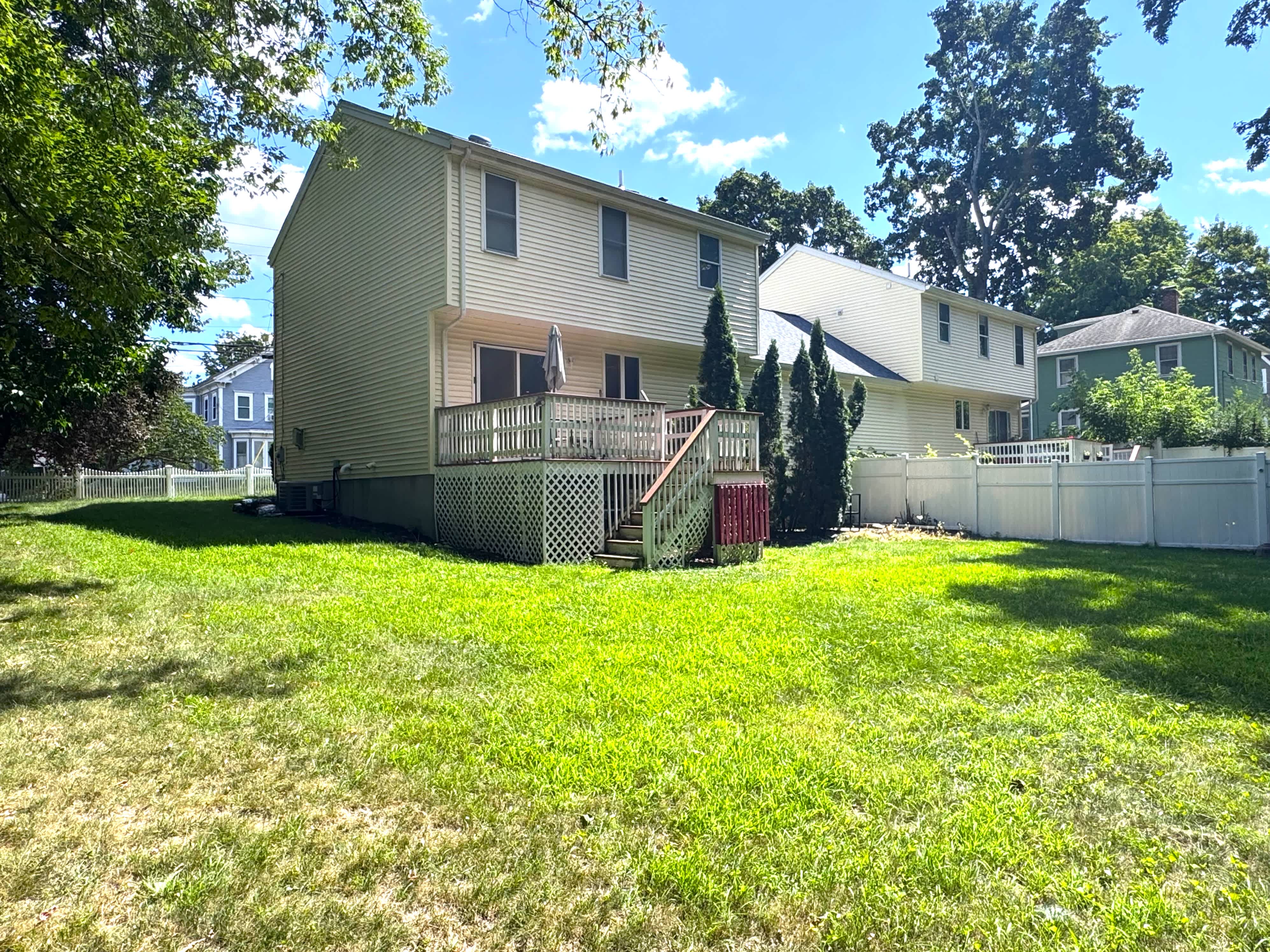1081 Main St – photo 3