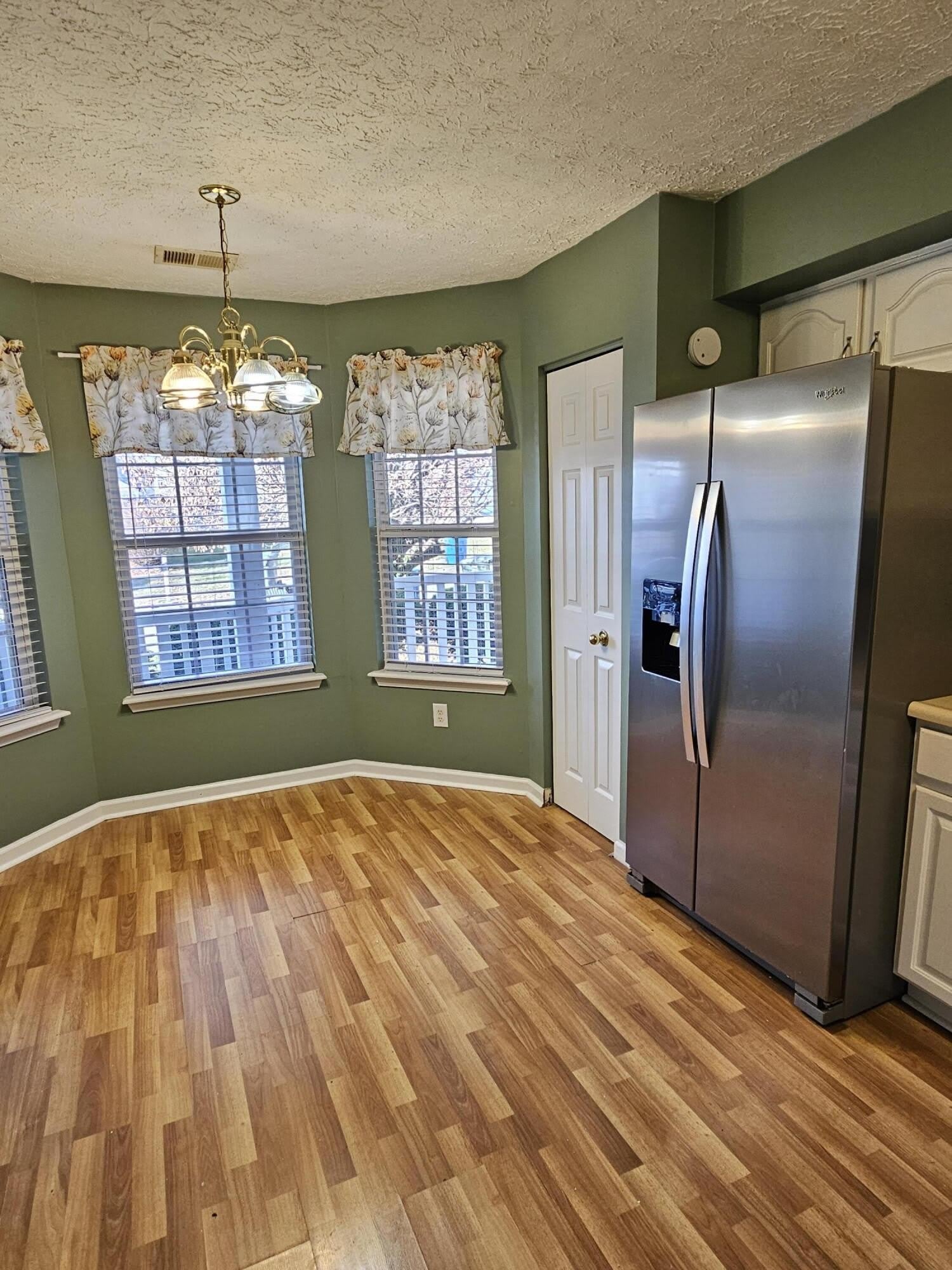 106 Deerfield Lane – photo 2