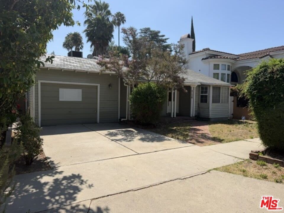 5136 Noble Ave – photo 2