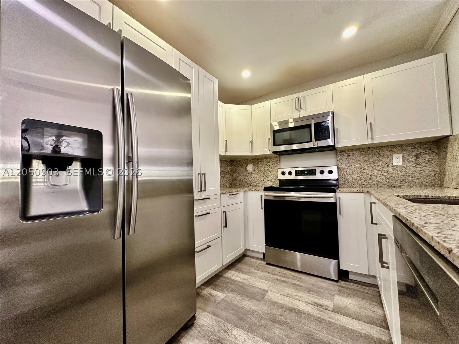 15430 SW 82 LN – photo 4