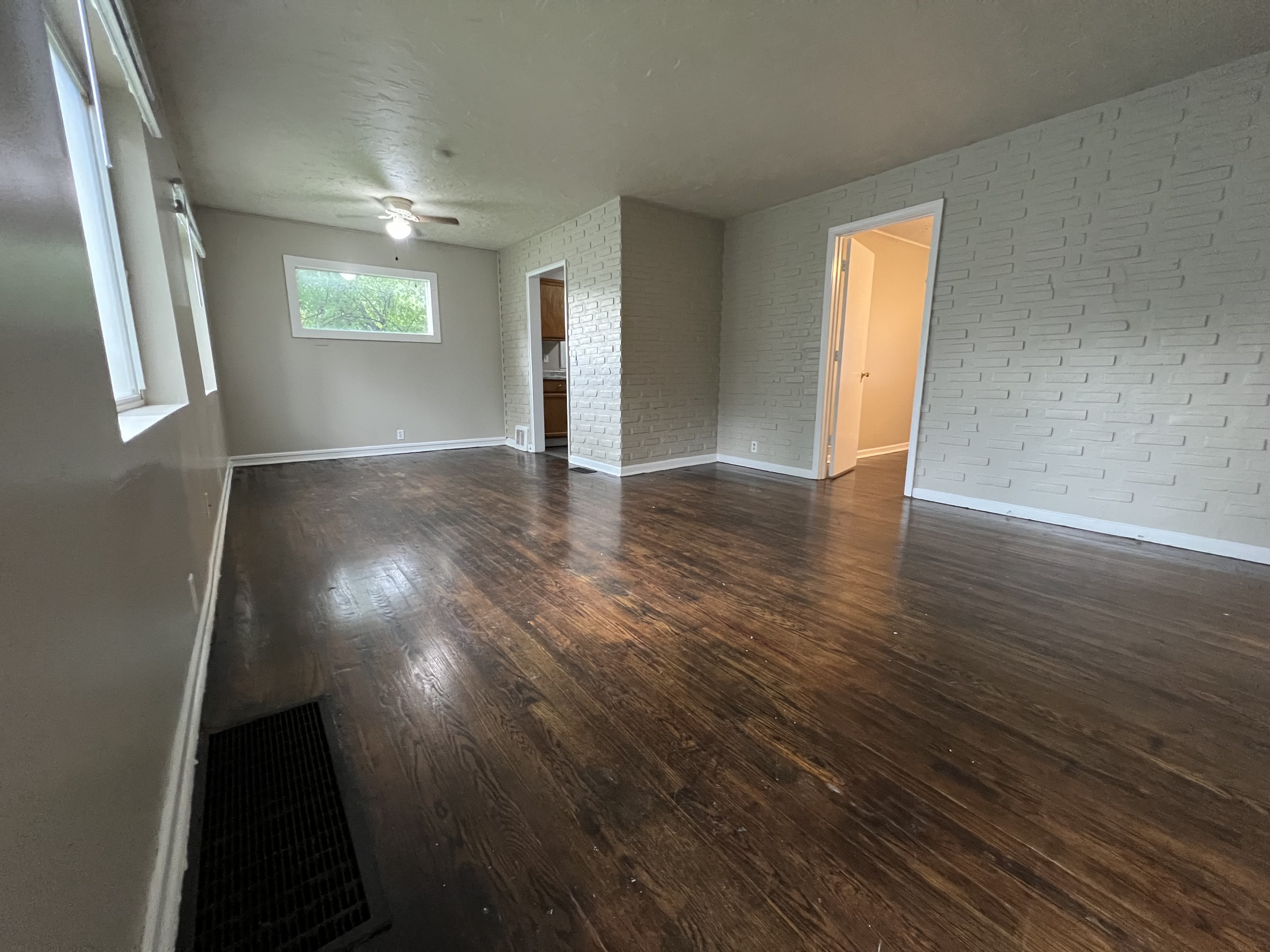 6658 Flora Ave – photo 3