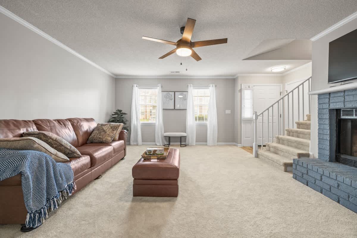11112 Memorial Pkwy Sw – photo 3