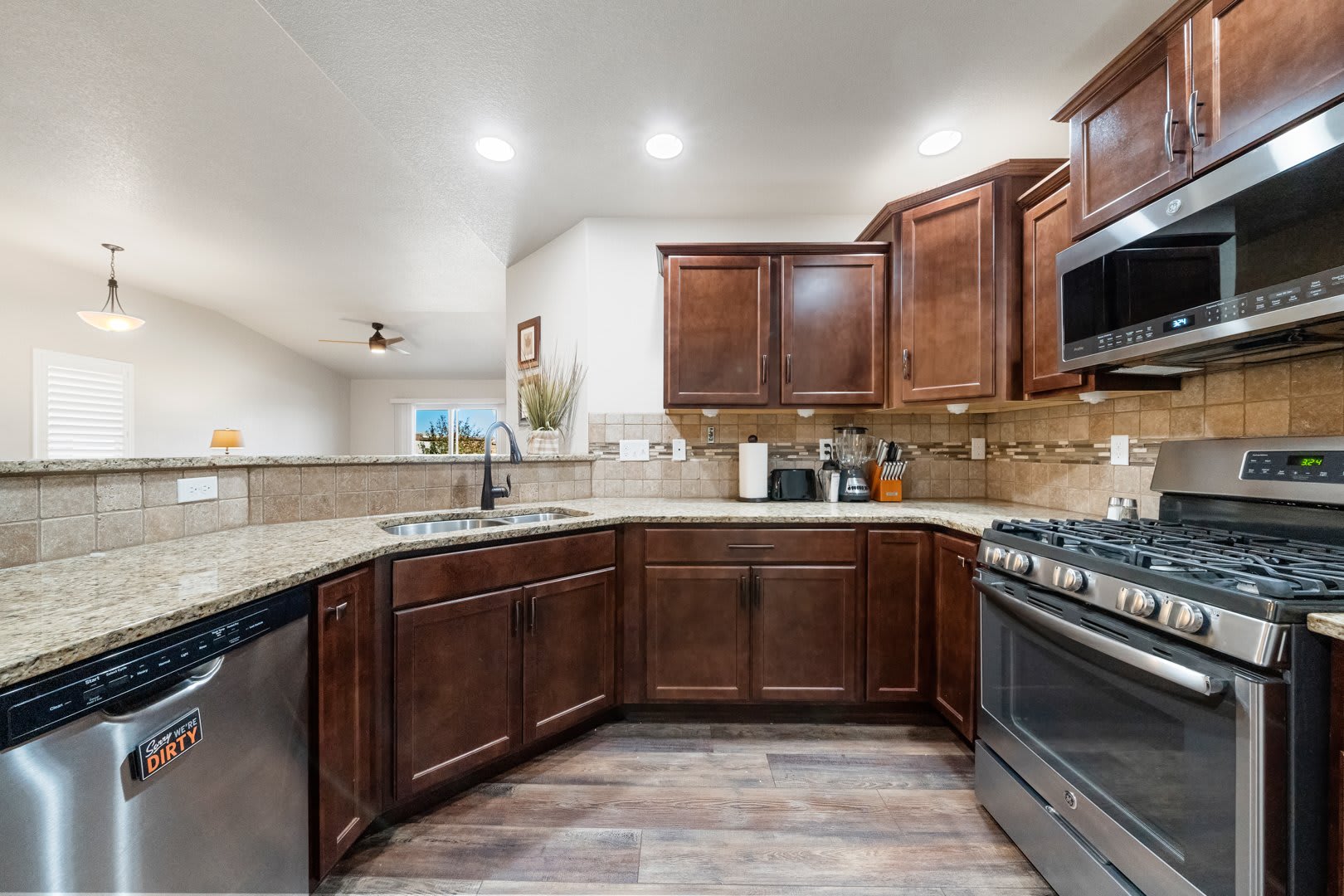 8197 Mockorange Heights – photo 4
