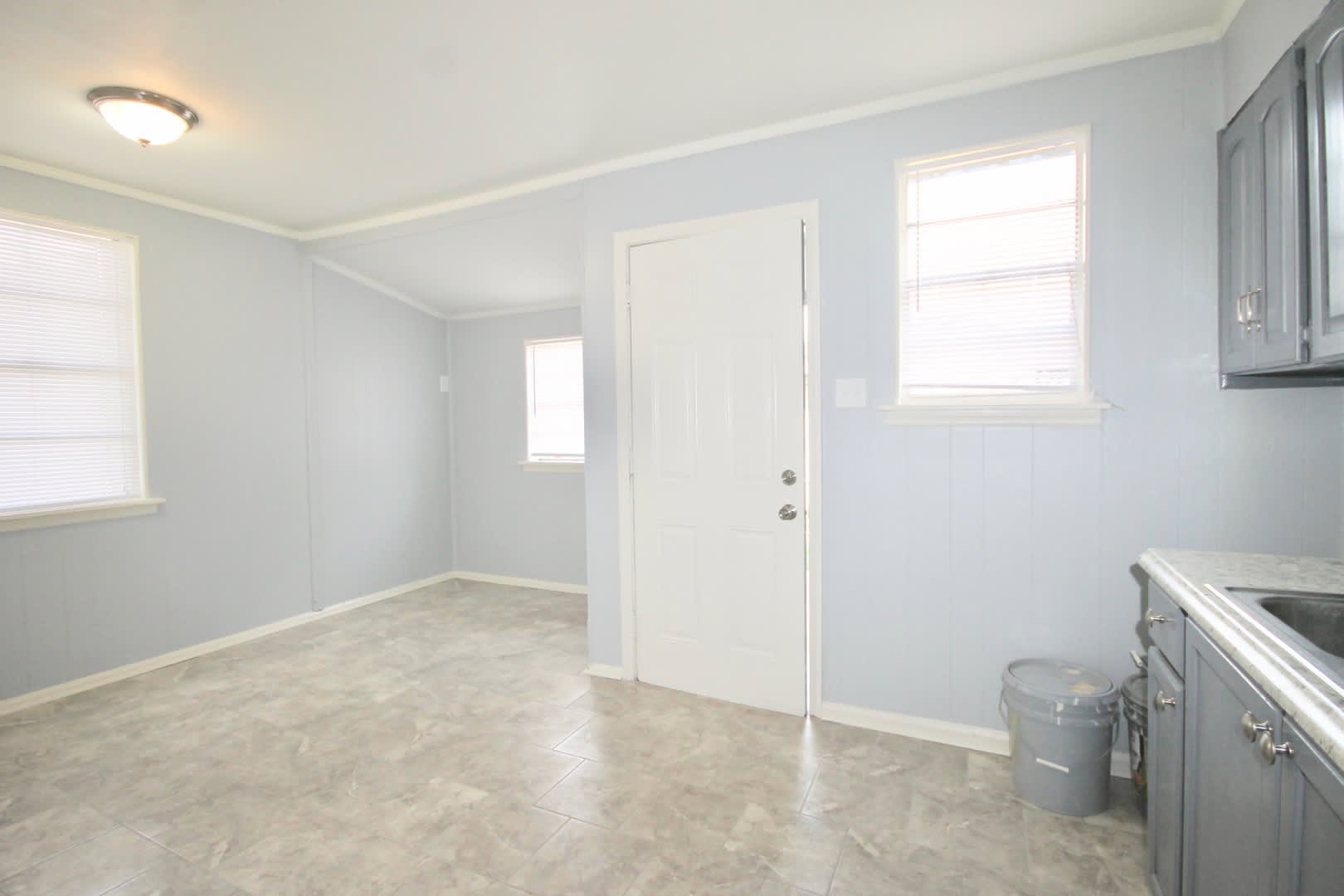 BEAUTIFUL HOME FOR RENT – photo 2