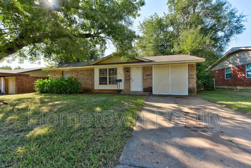 208 W Shadywood Drive – photo 2