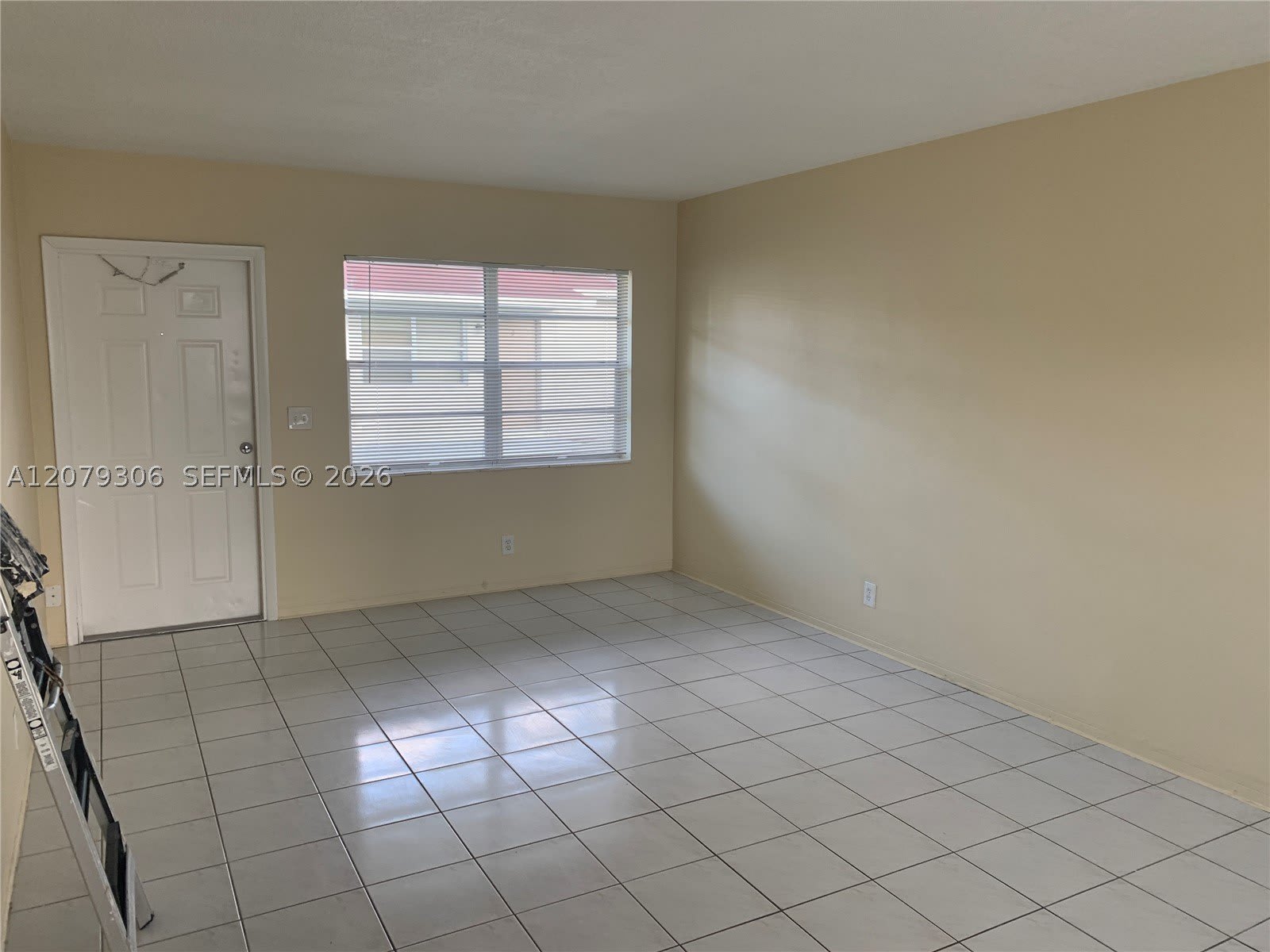 2220 Pierce St – photo 3