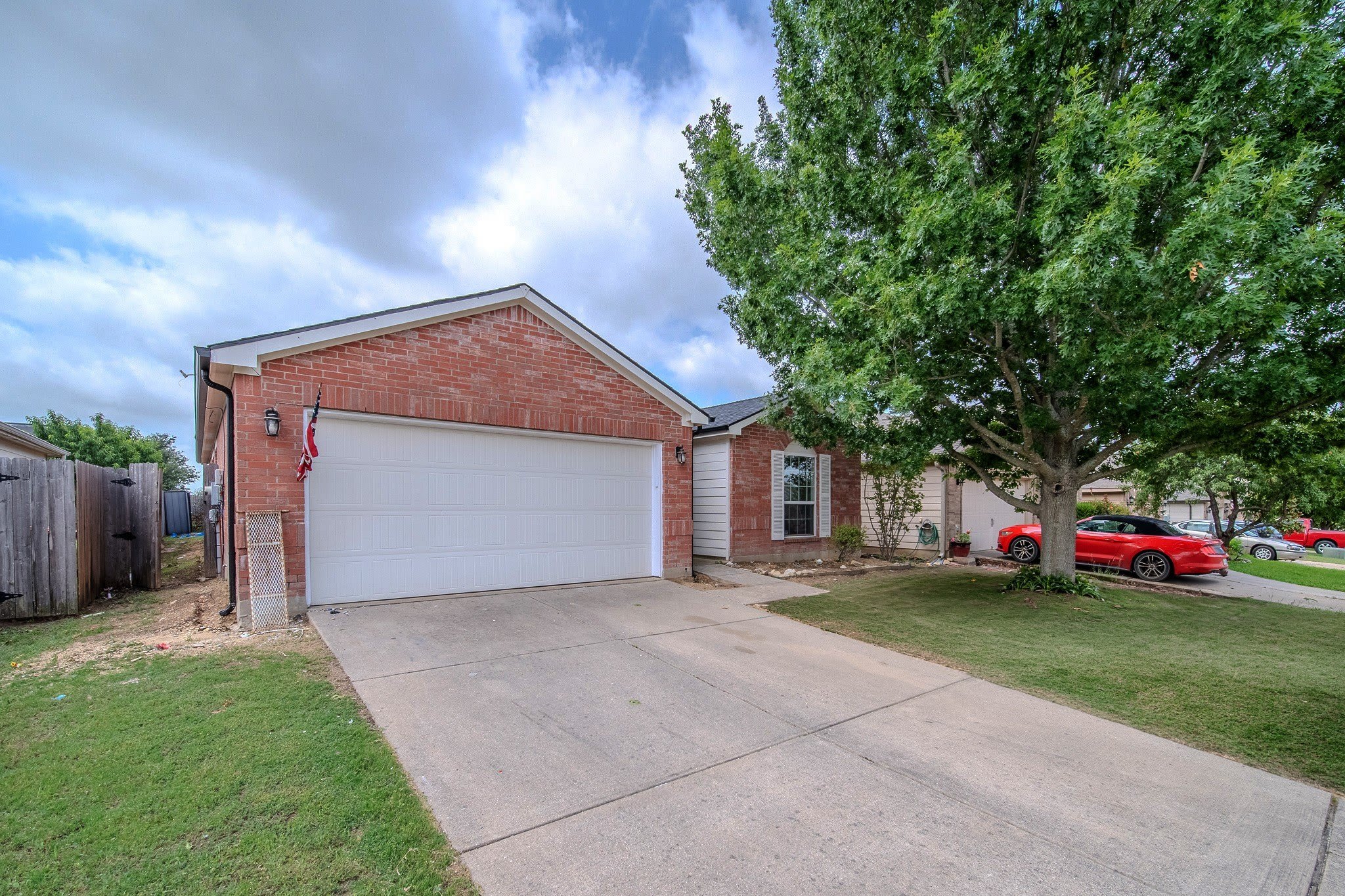 2037 Cedar Trail – photo 2