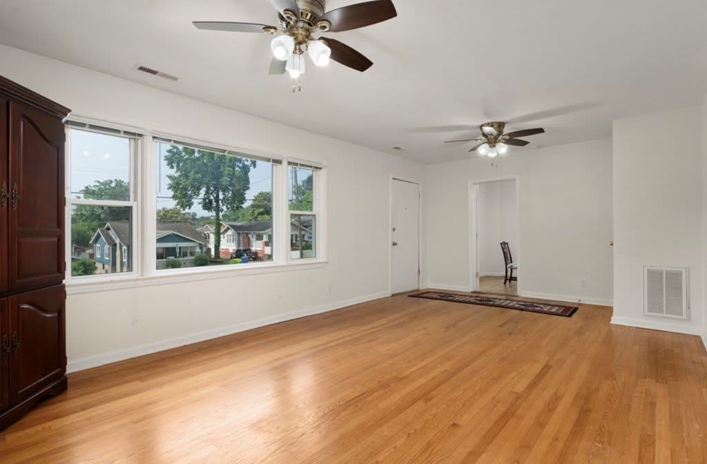 711 Barton Ave – photo 4