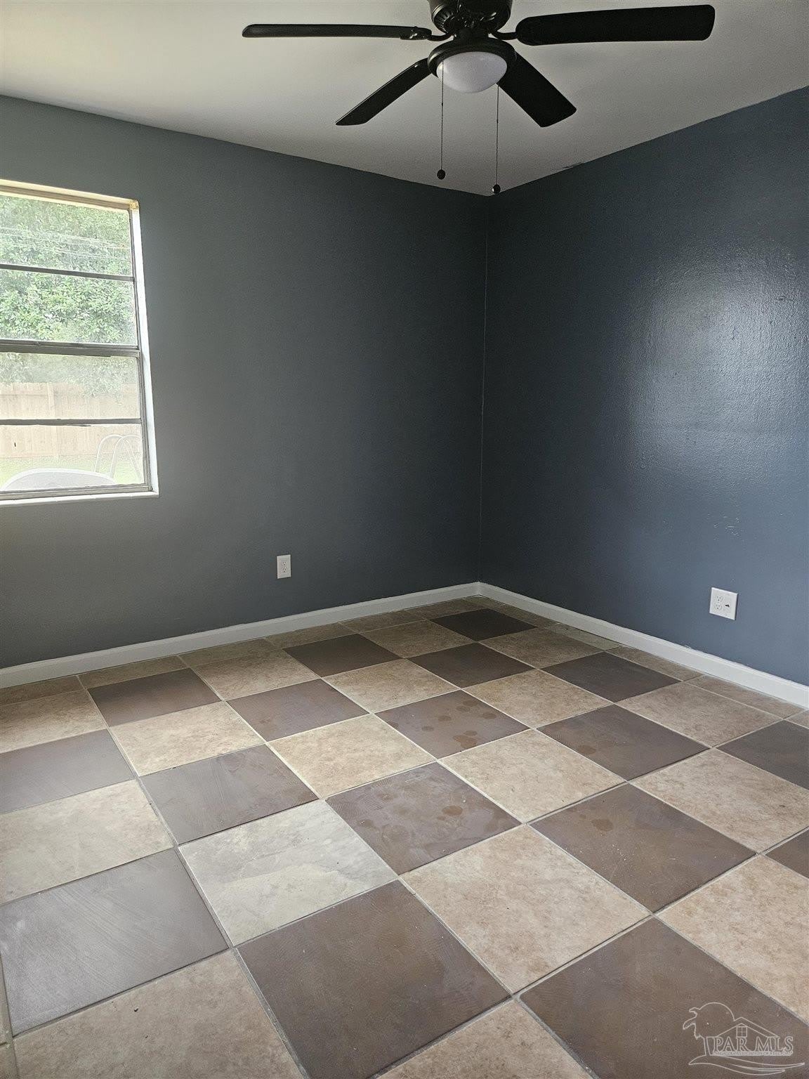 2605 Talbert St – photo 2
