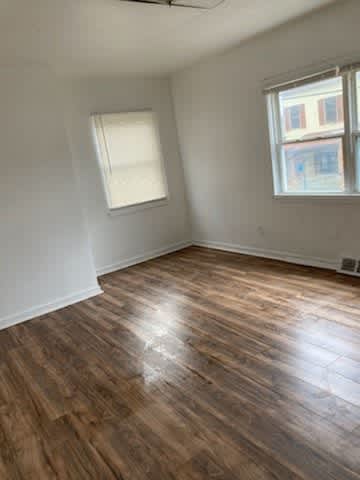 916 Gibson St – photo 5