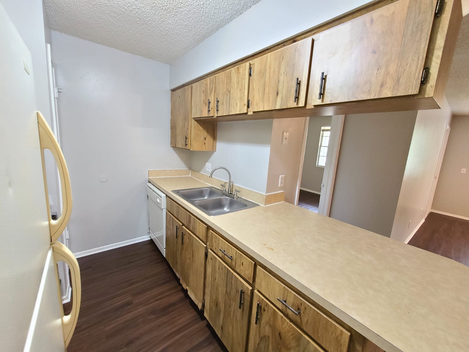 205 Red Maple Place, # – photo 2
