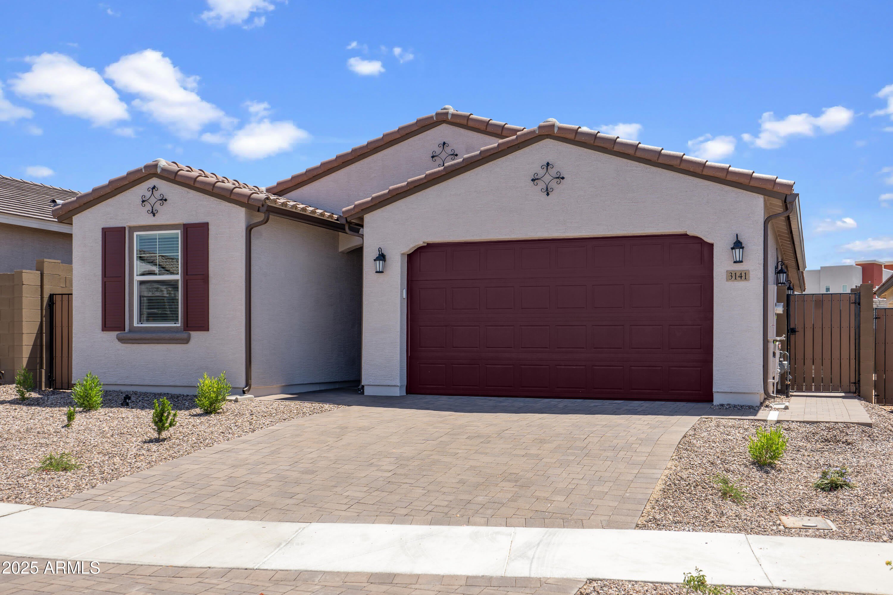 3141 S 155th Lane – photo 1