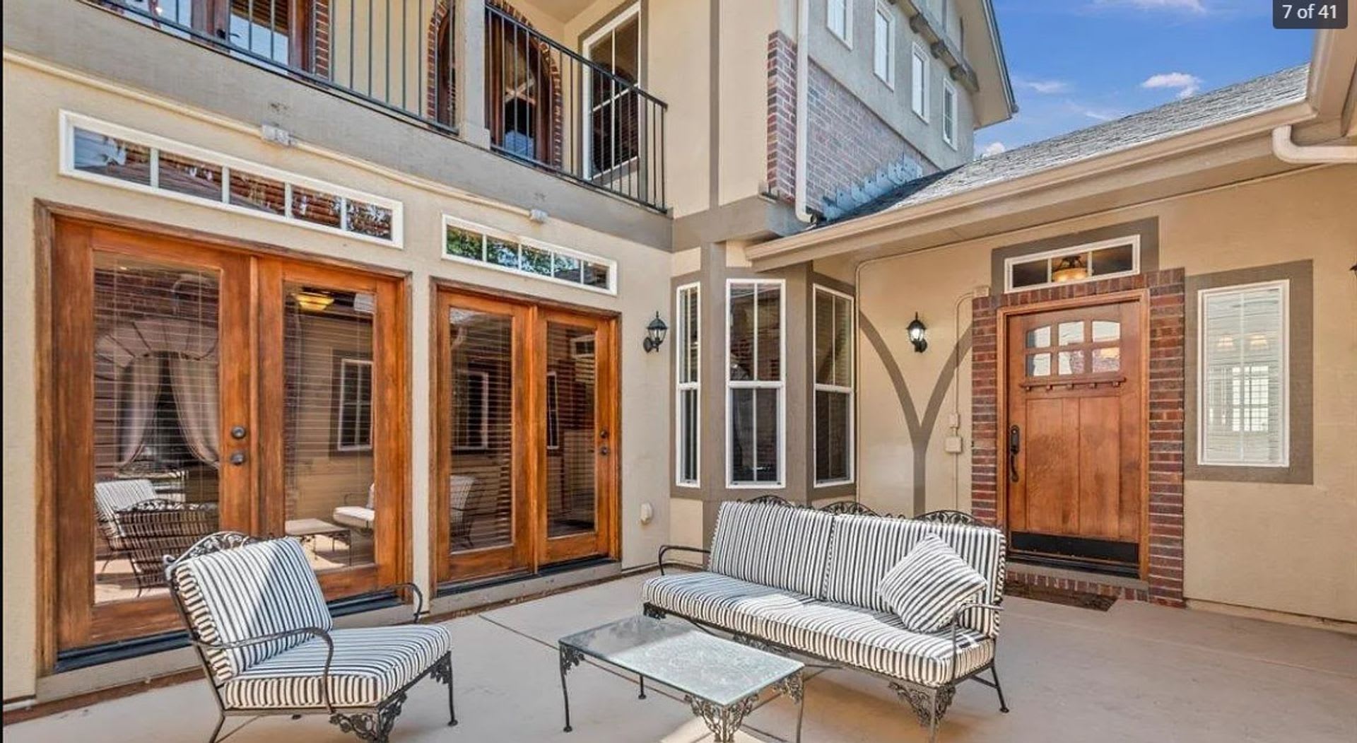 Gorgeous fully furnished home in downtown Eagle! – photo 2