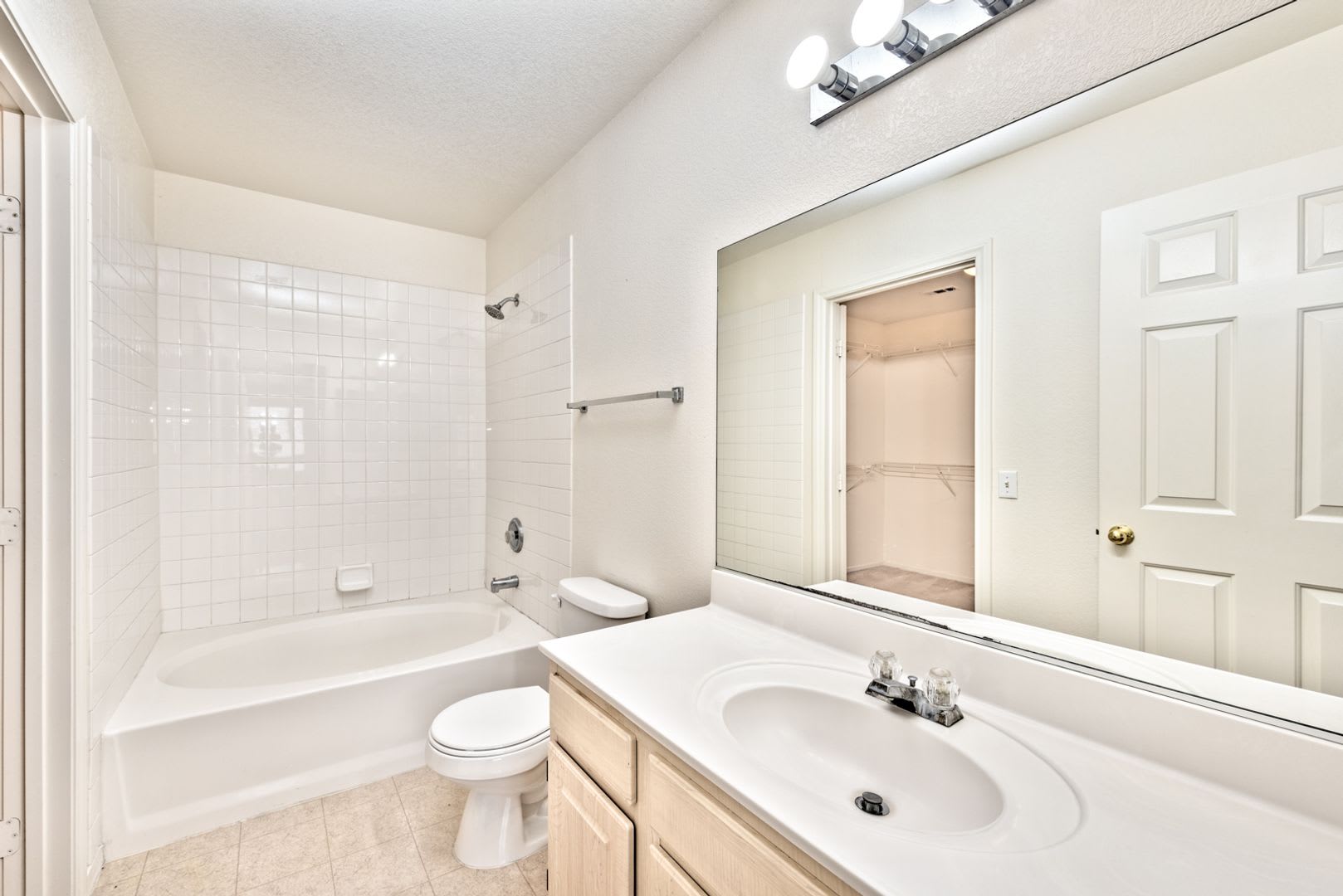 1637 Cave Spring Drive, Henderson, Nevada 89014 – photo 4