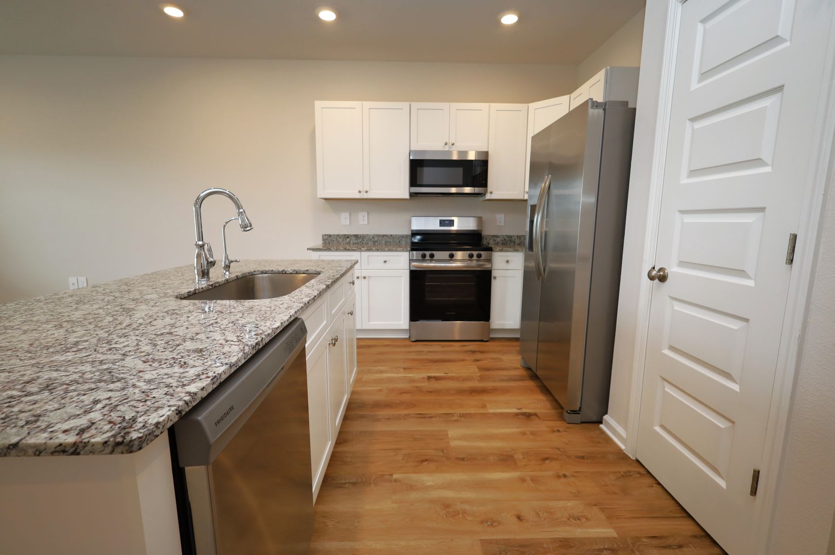 6042 Bemiss Towns Drive – photo 3