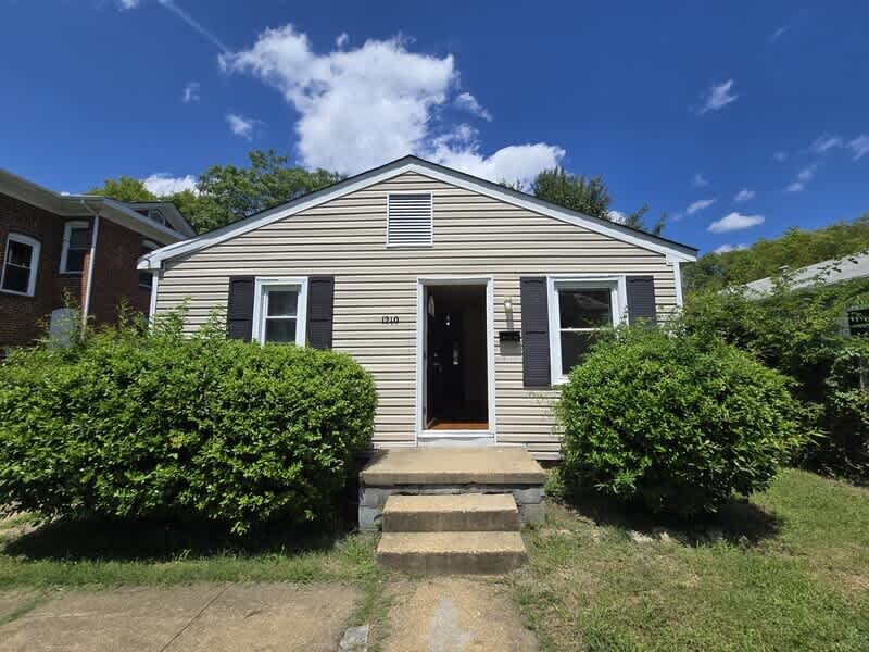 1210 Carlisle Ave – photo 1