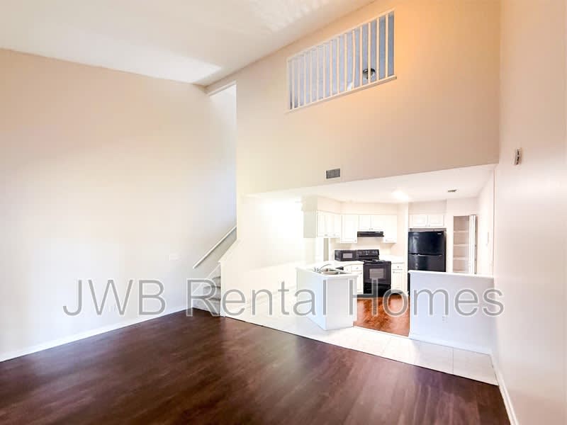4553 Melissa Ct W – photo 3
