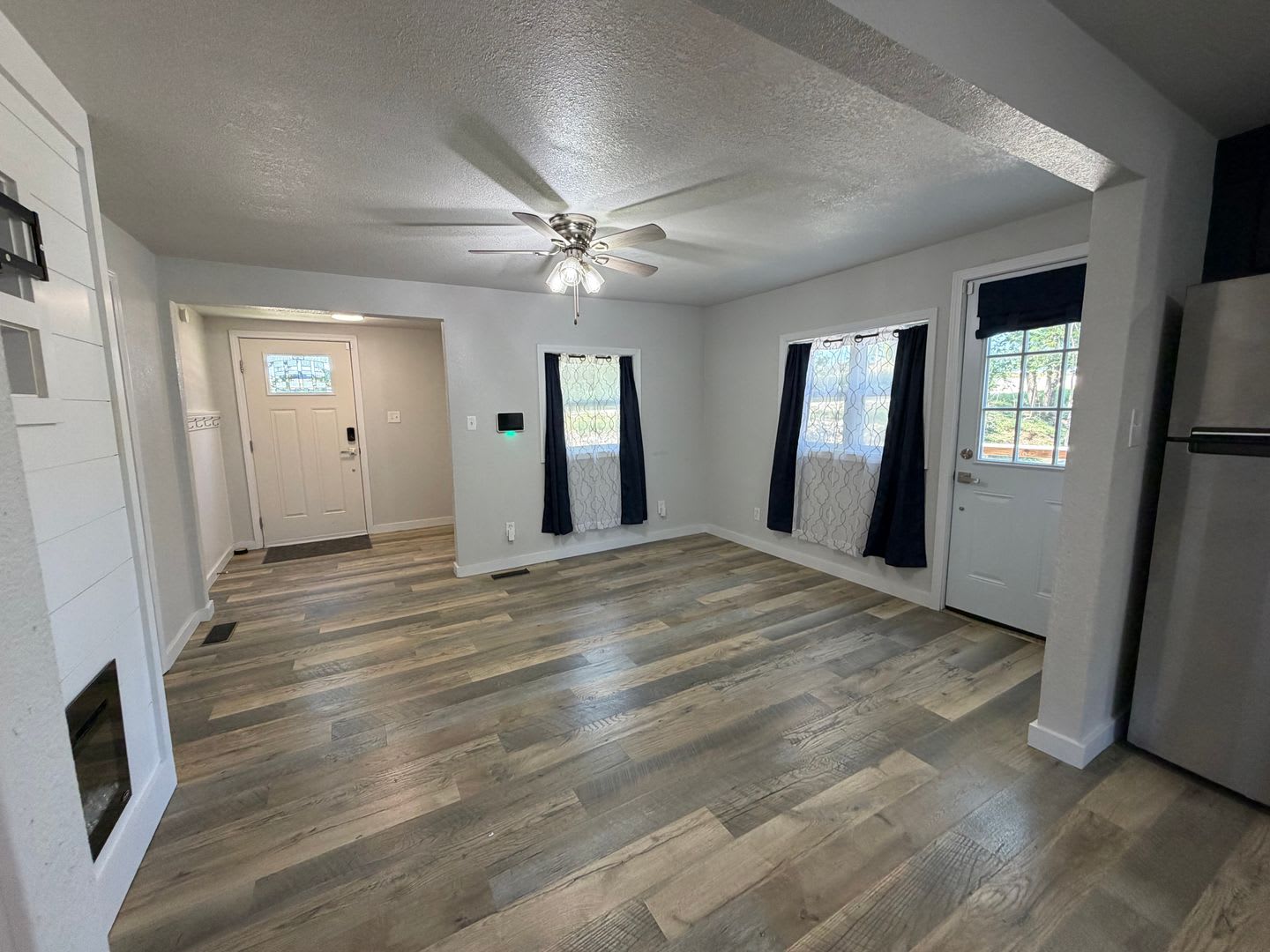 2 Bedroom House Available in Crocker, MO! – photo 5