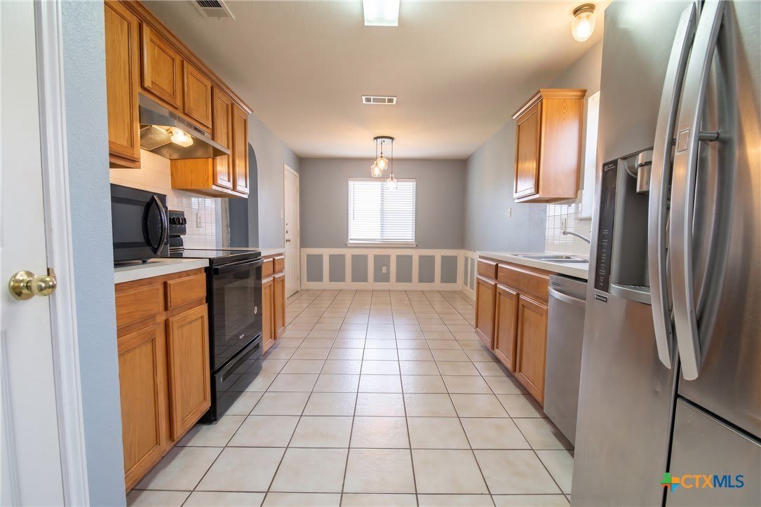 5707 Montrose Drive – photo 4