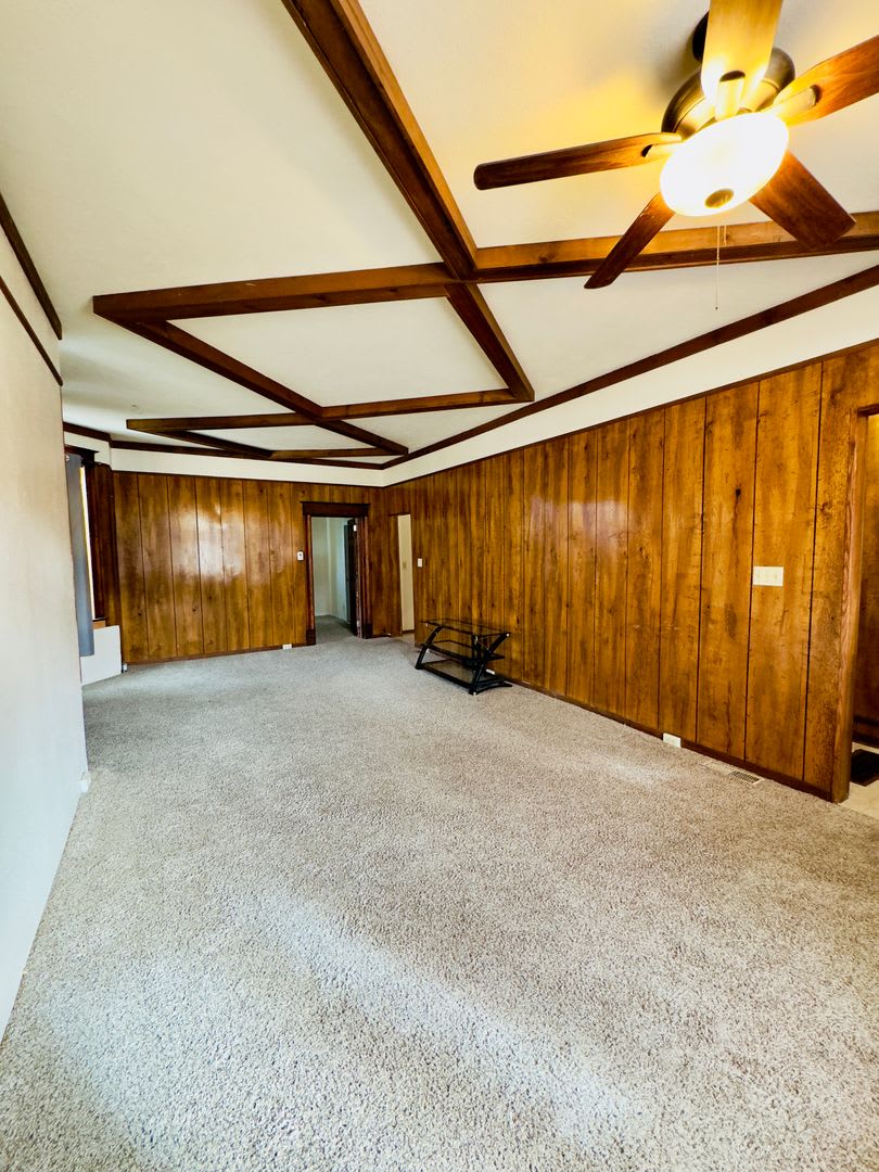 2 bed 1 bath home – photo 2
