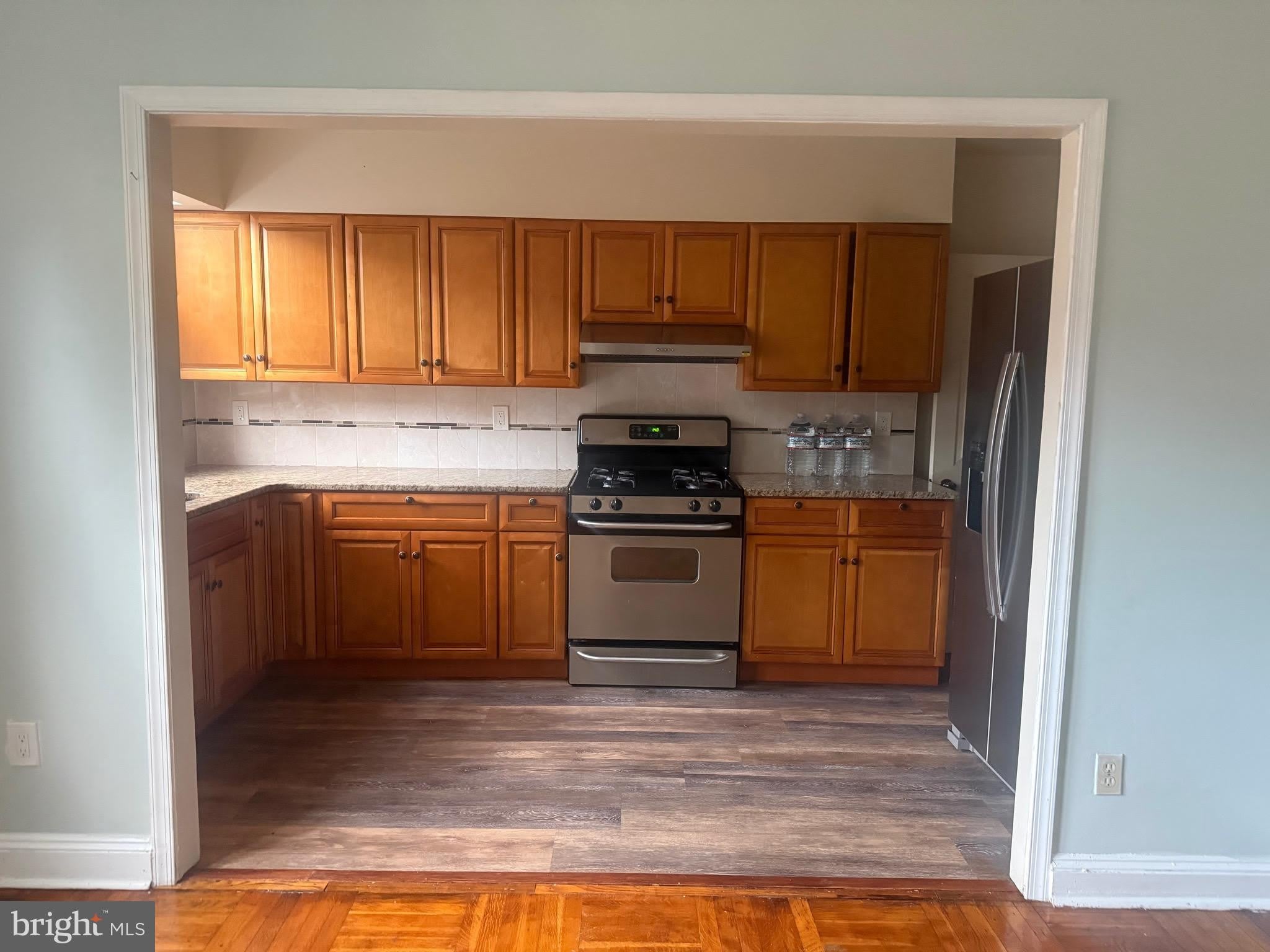 7249 PINE Street – photo 5