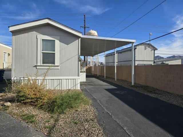 3825 N Nellis Blvd – photo 1