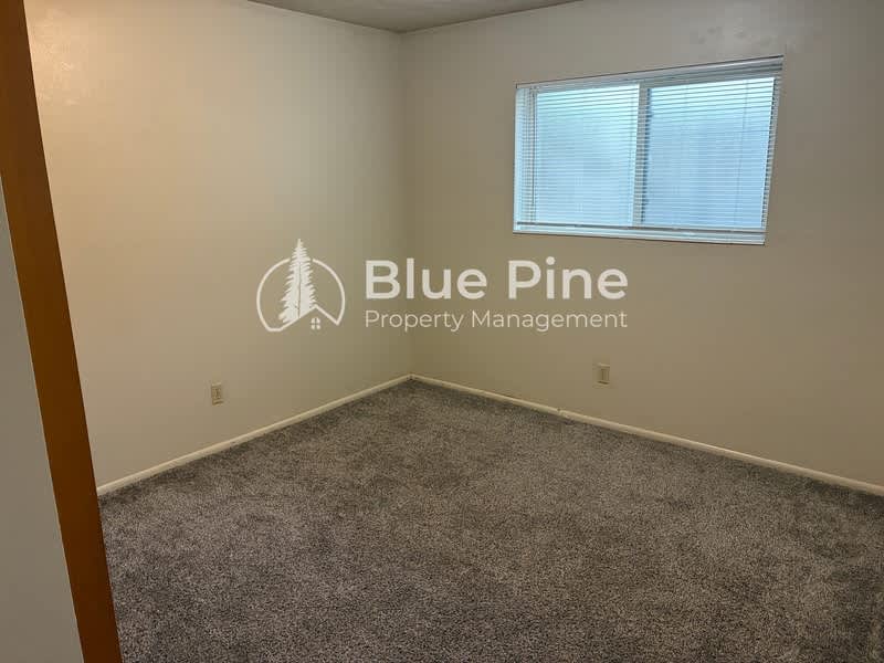 1680 Calkins Avenue – photo 4