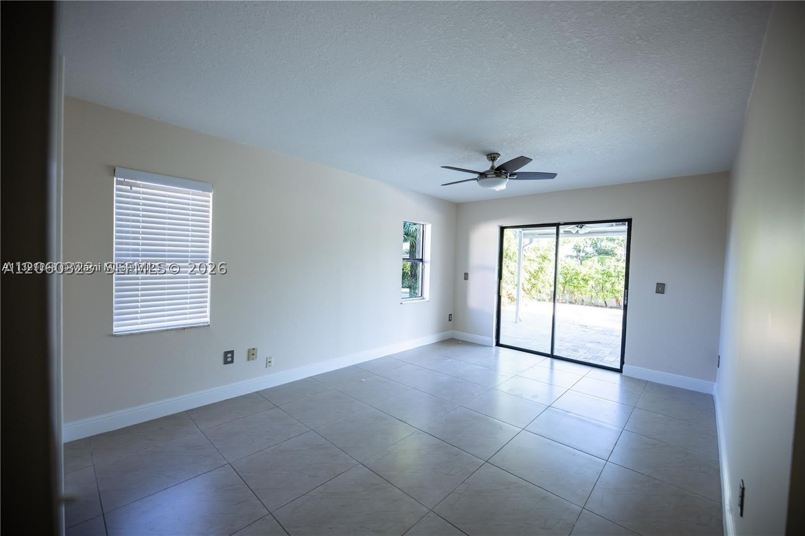 9815 Nw 43Rd St – photo 4