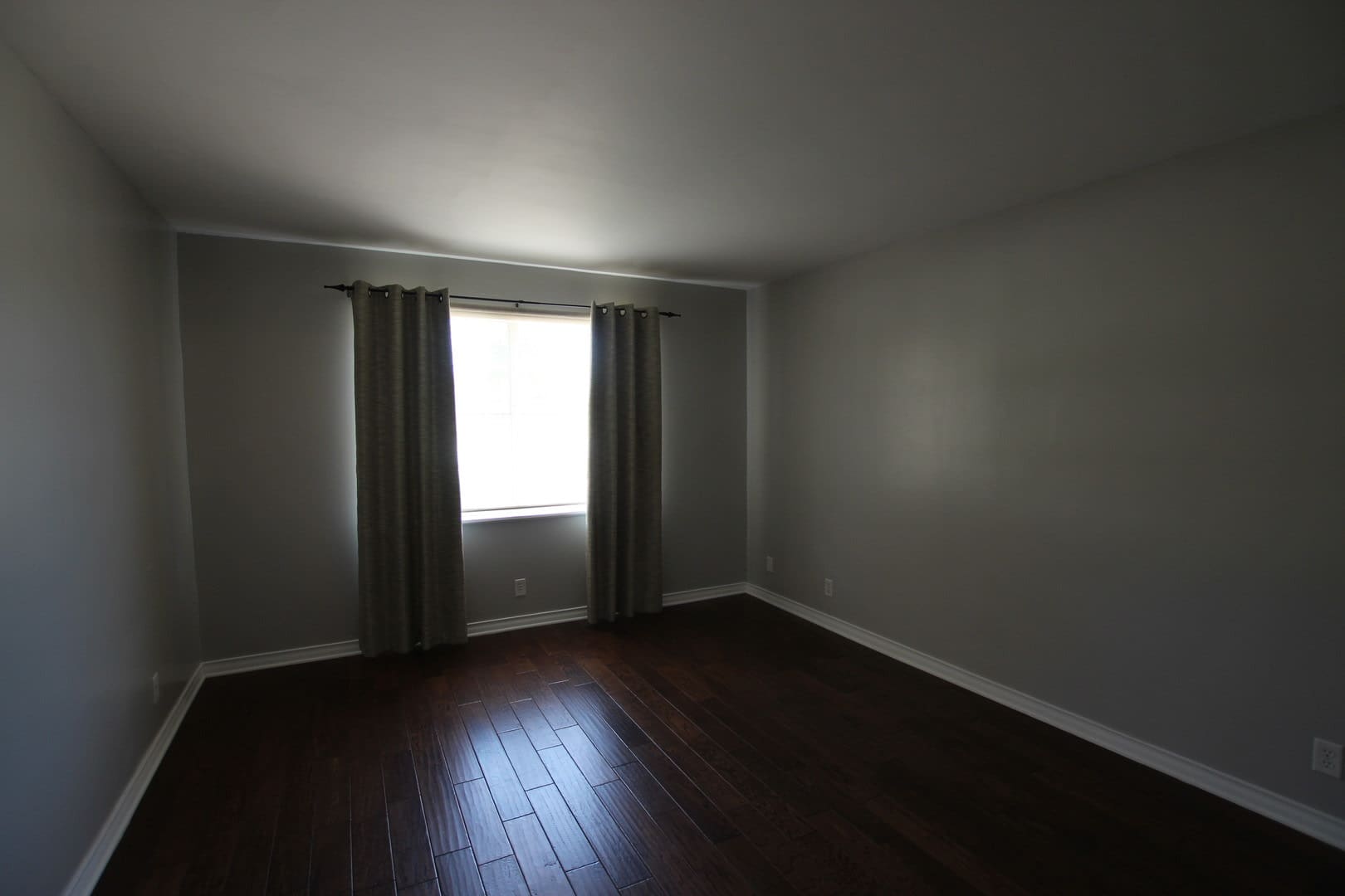 Coming Soon 3 Bedroom 2 Bathroom Home Near Ut Tyler – photo 4