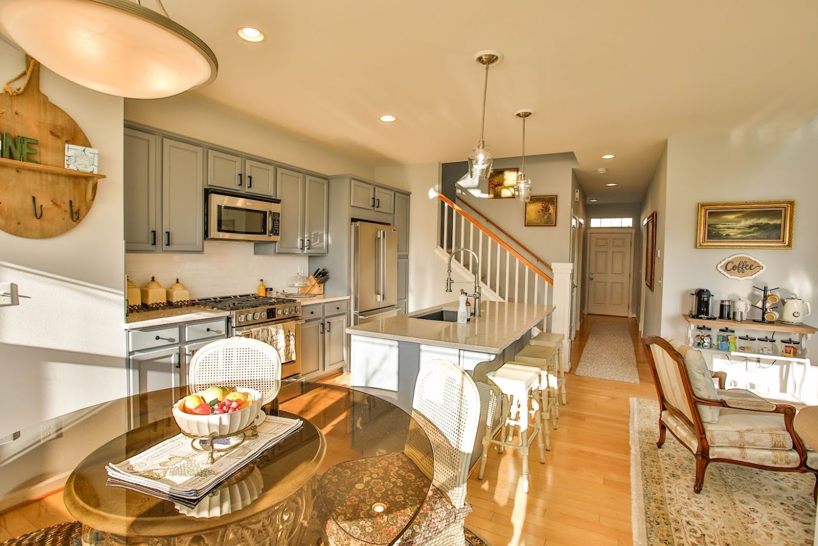Gorgeous- Fully Furnished Home in Holmes Harbor, Pet Friendly and Landscape Included! – photo 5