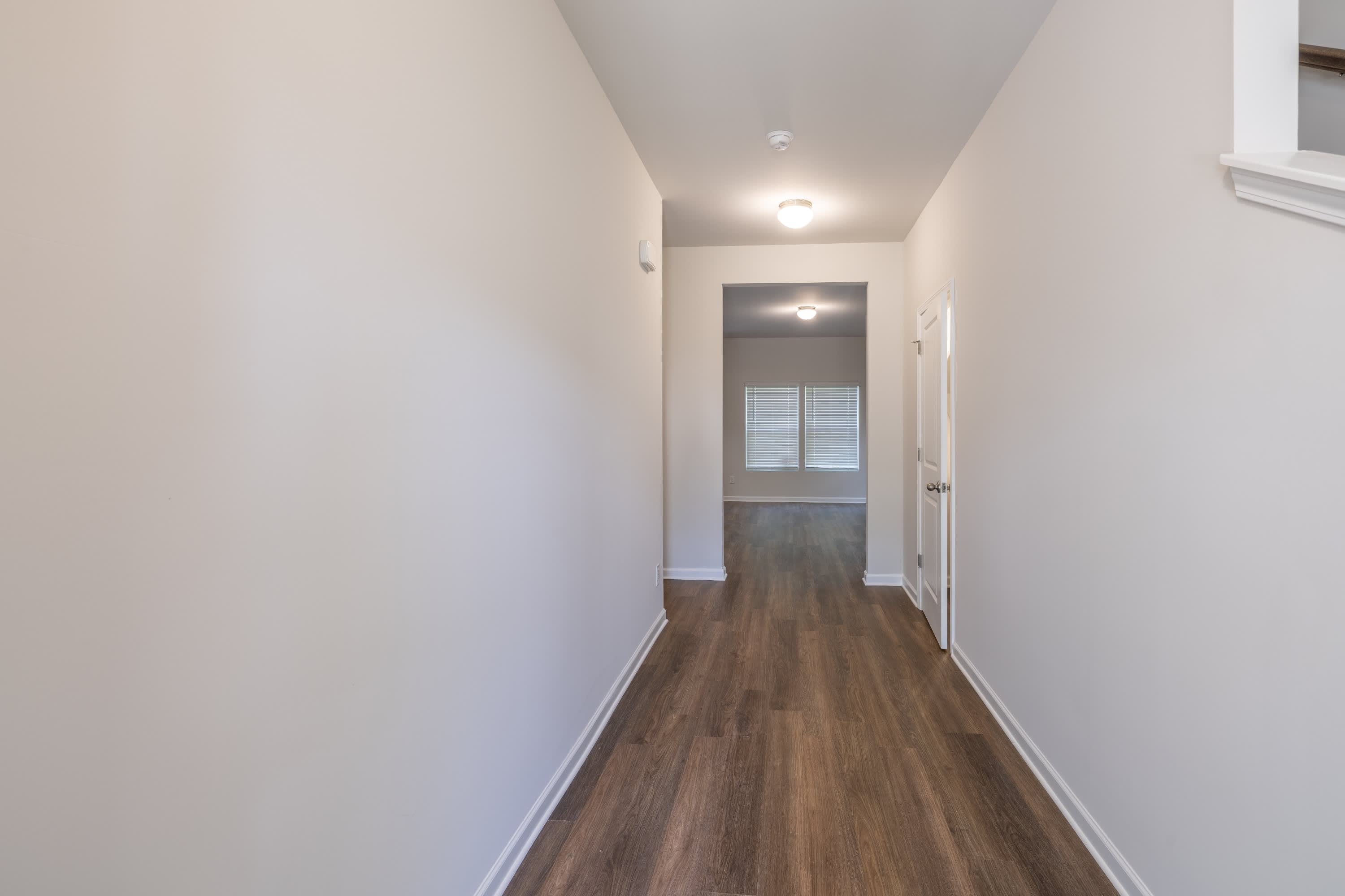 208 South Bell Avenue – photo 3