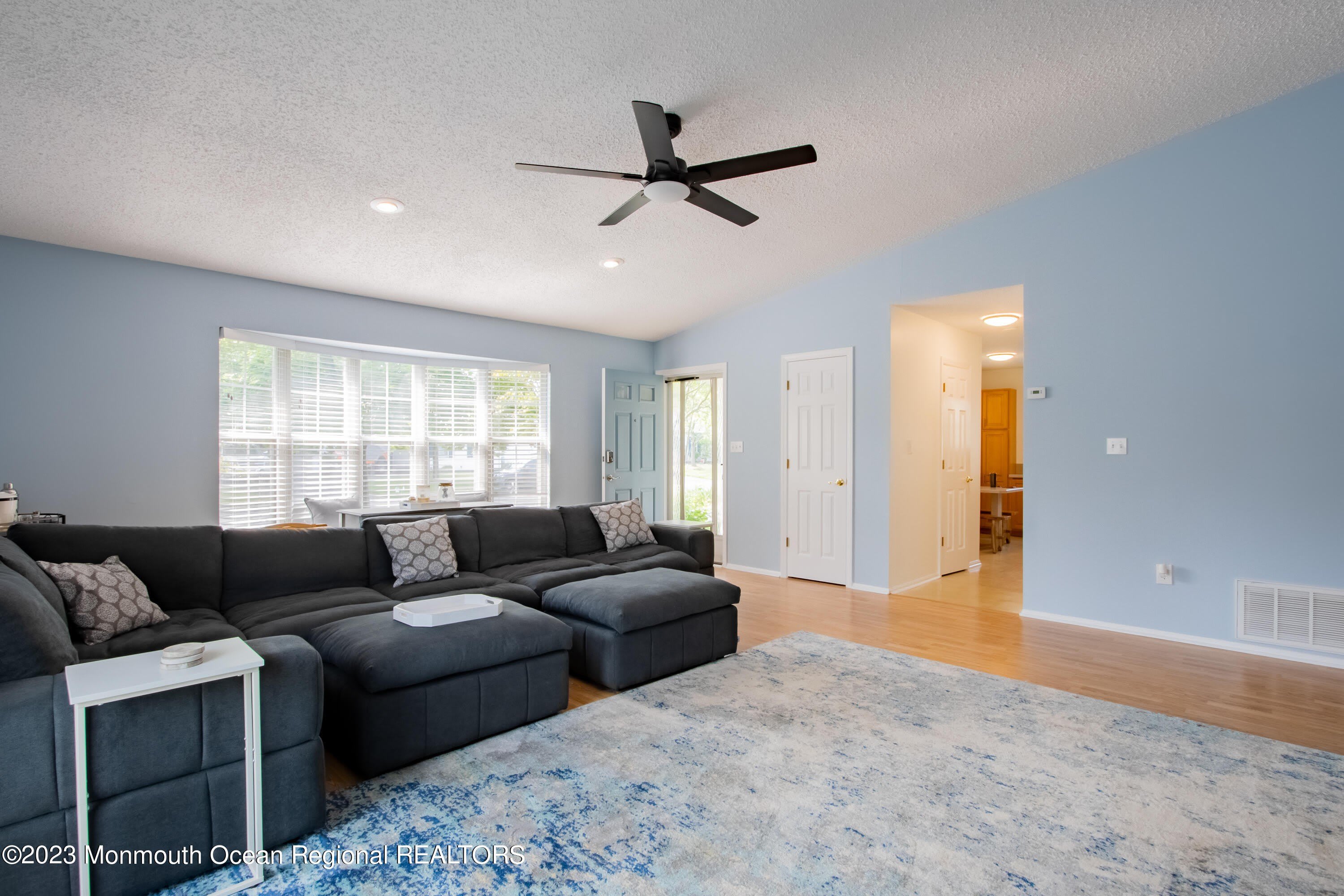 49 Williamsburg Drive – photo 5