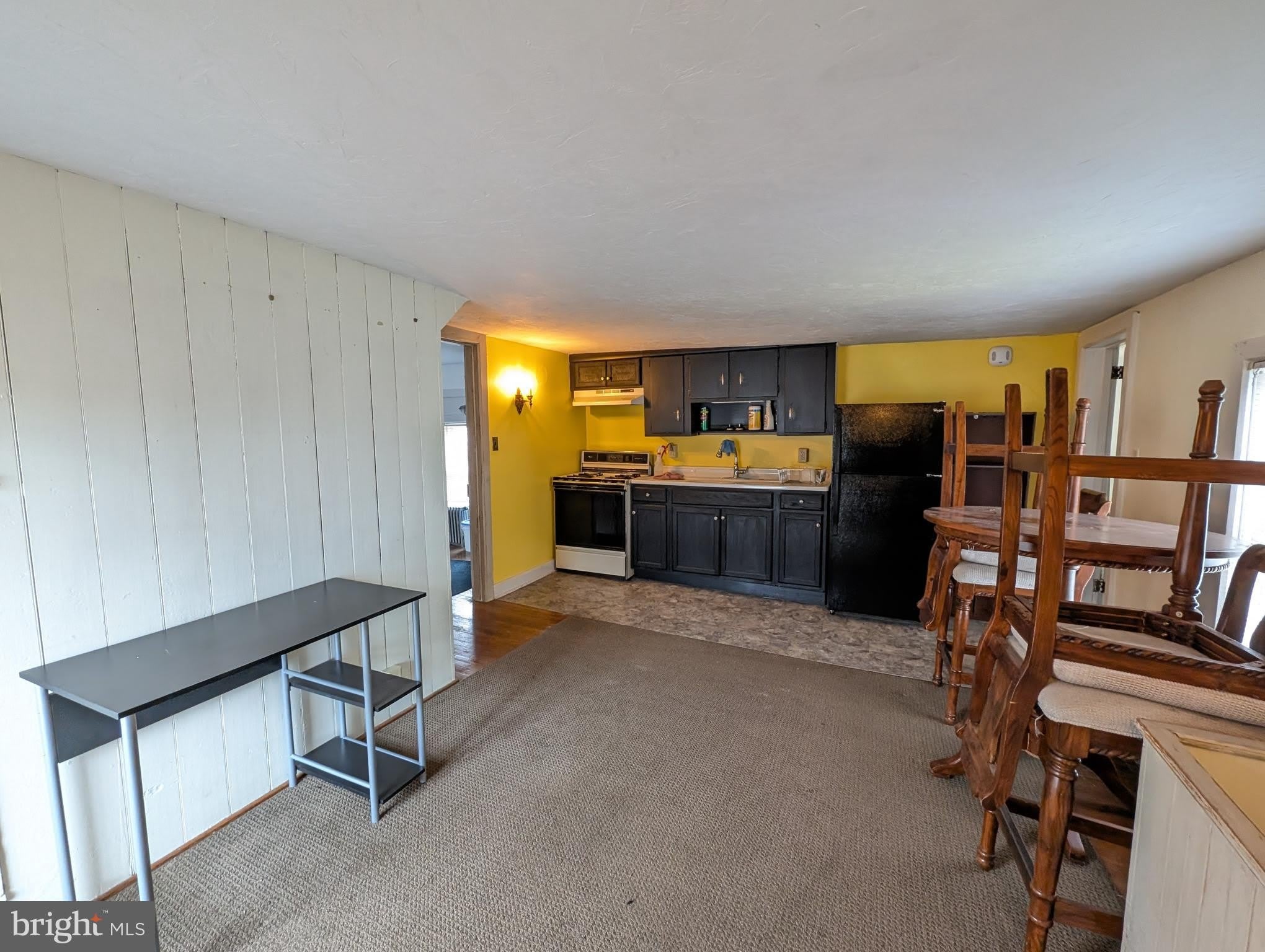 115 CHAMBERSBURG Street – photo 4