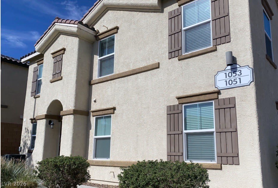 1051 Admiral Emblem Street – photo 3