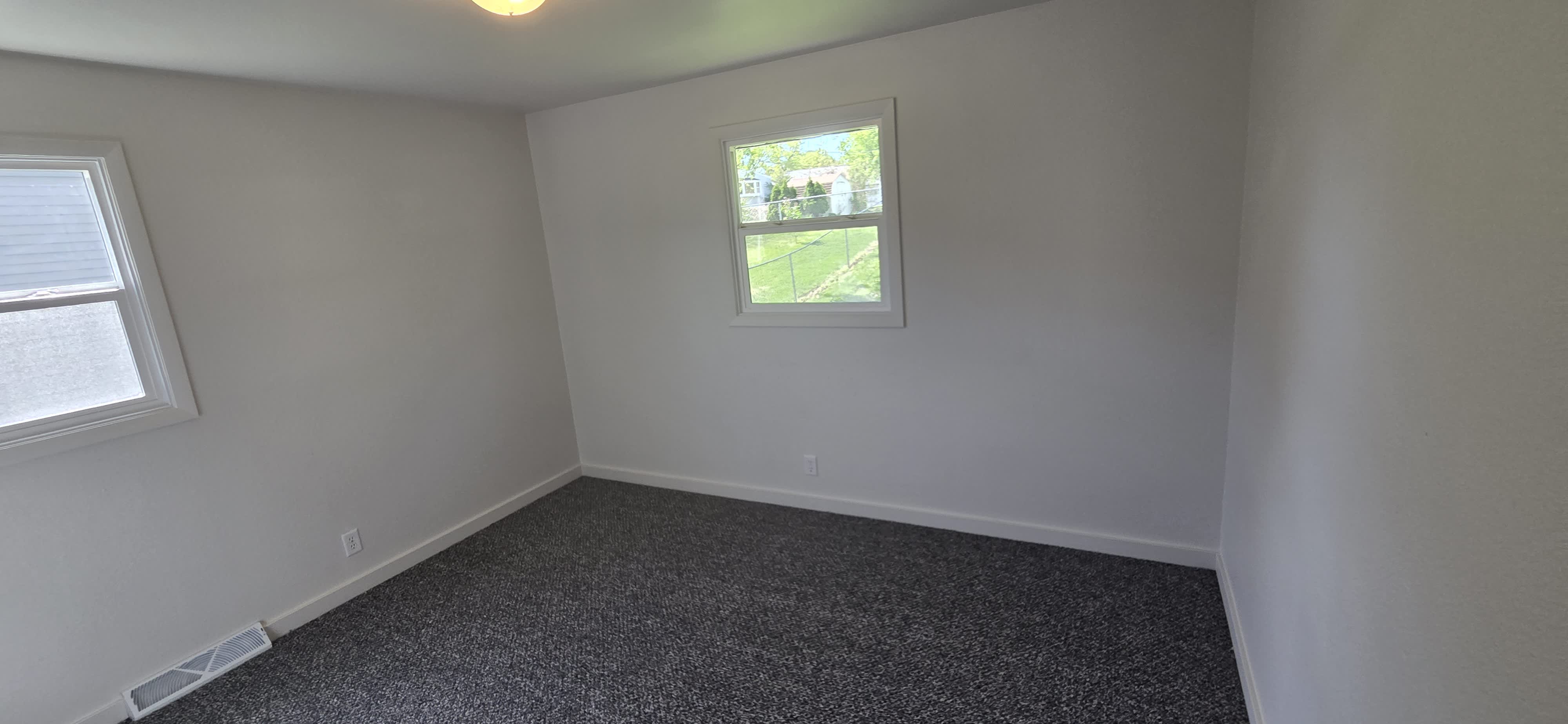 2731 Kellogg Ave – photo 3