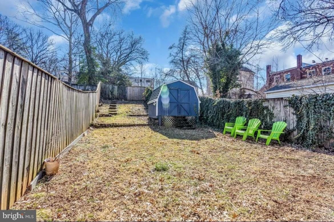 4011 BLAINE ST NE – photo 3