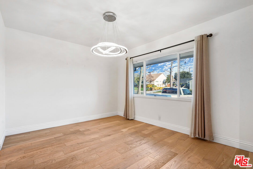 649 Tufts Avenue – photo 1