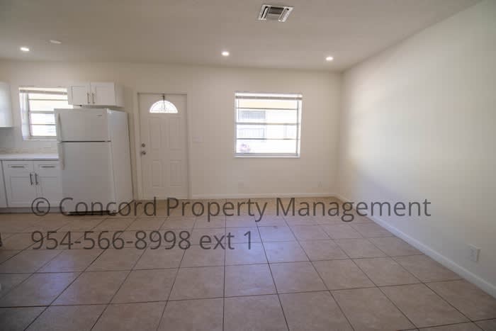 835 Southwest 4th Street – photo 4