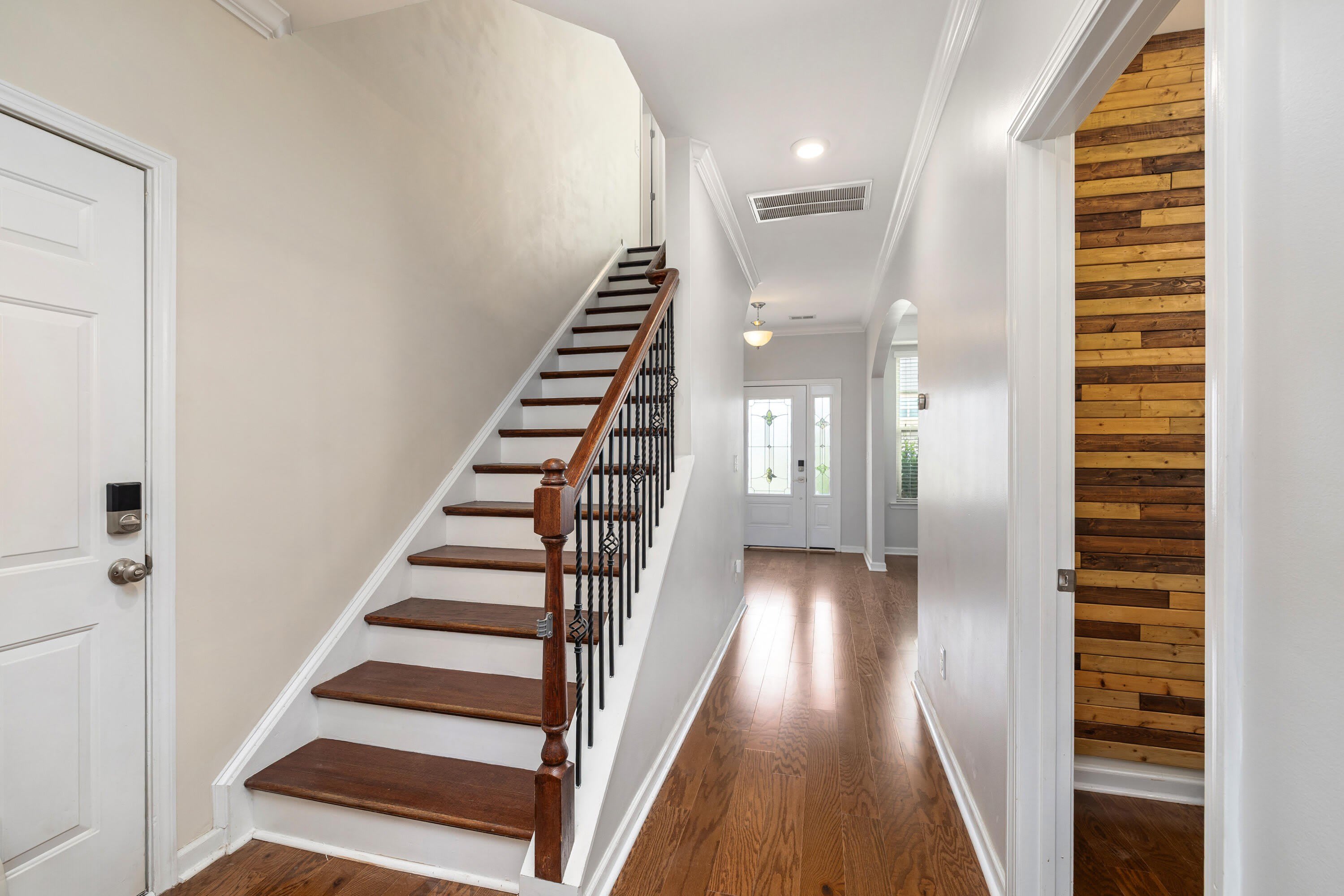 865 Cormier Drive – photo 5