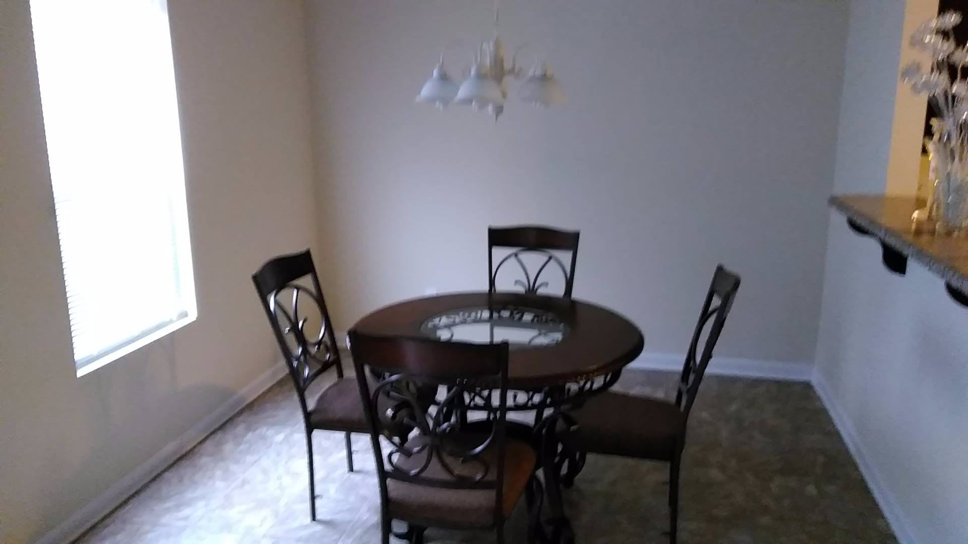 Beautiful Home Near University Area – photo 3