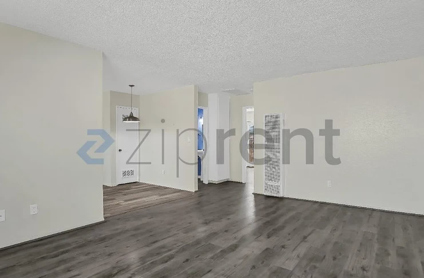 16025 L St Apt C – photo 4