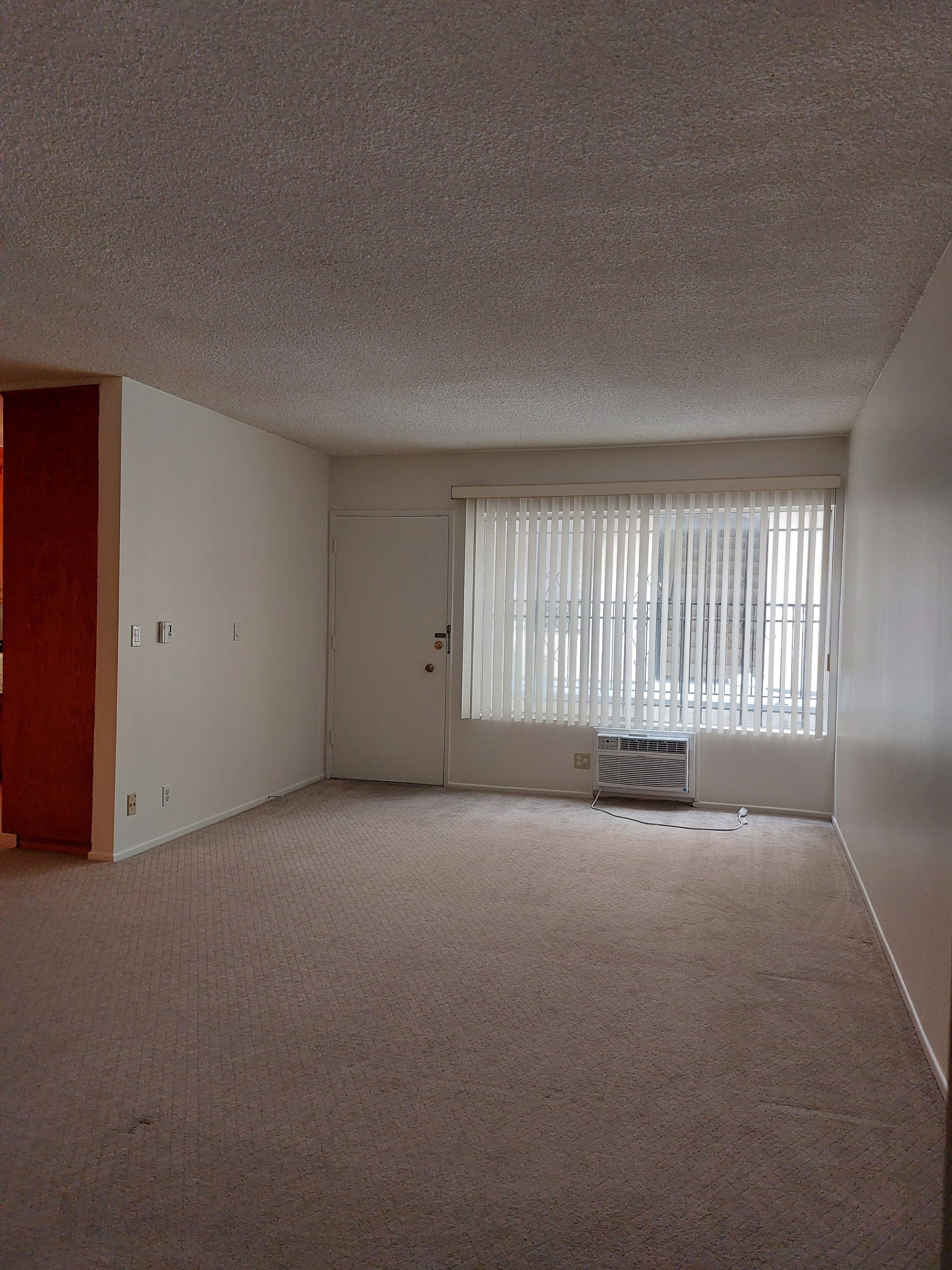 1016 North Orange Grove Avenue – photo 3