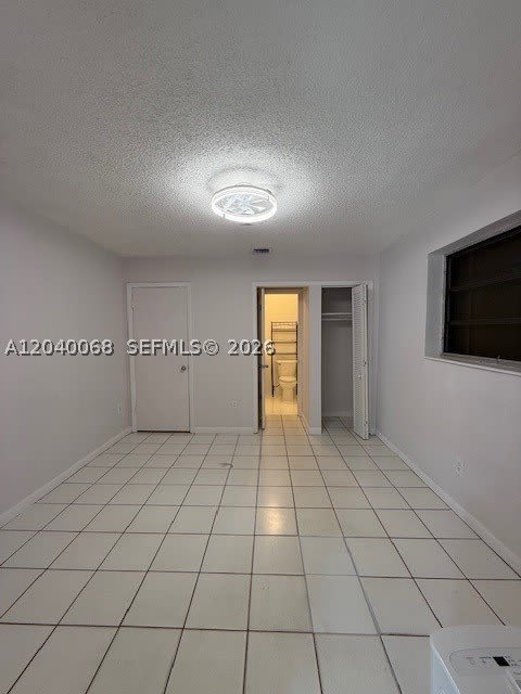 5641 SW 39th St – photo 3