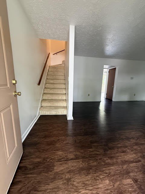 3479 Sutherland Drive – photo 2