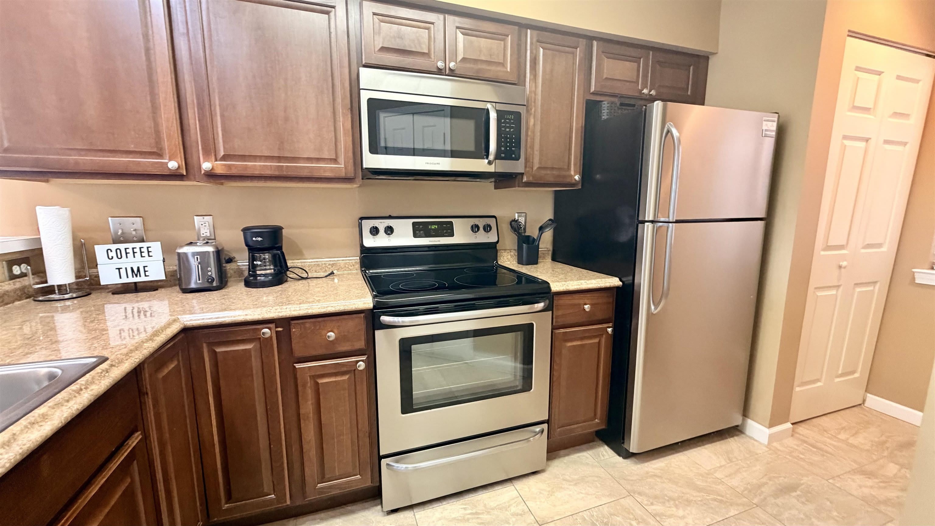 638 Waterway Village Blvd. – photo 5