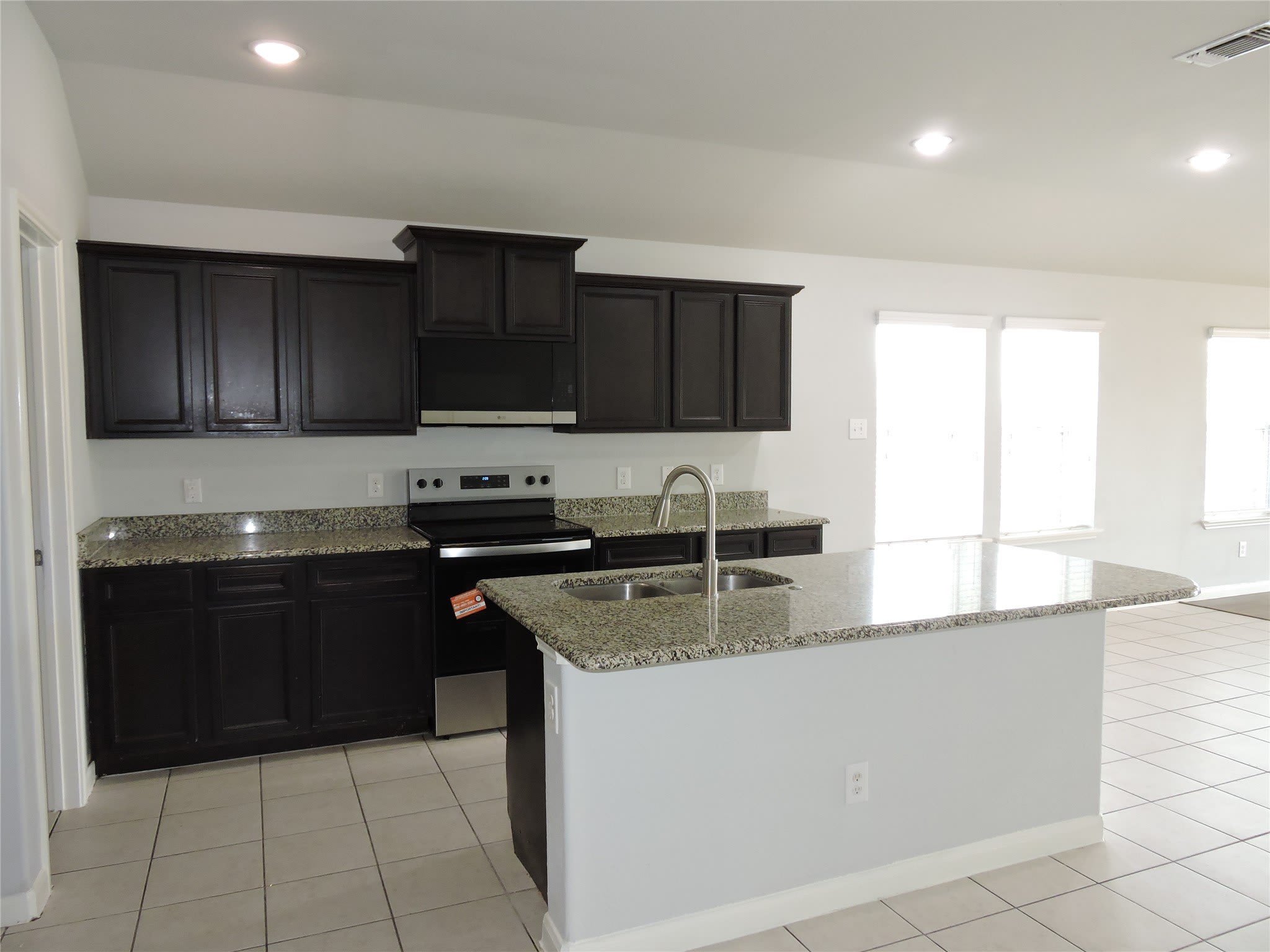 8050 Privet Street – photo 5