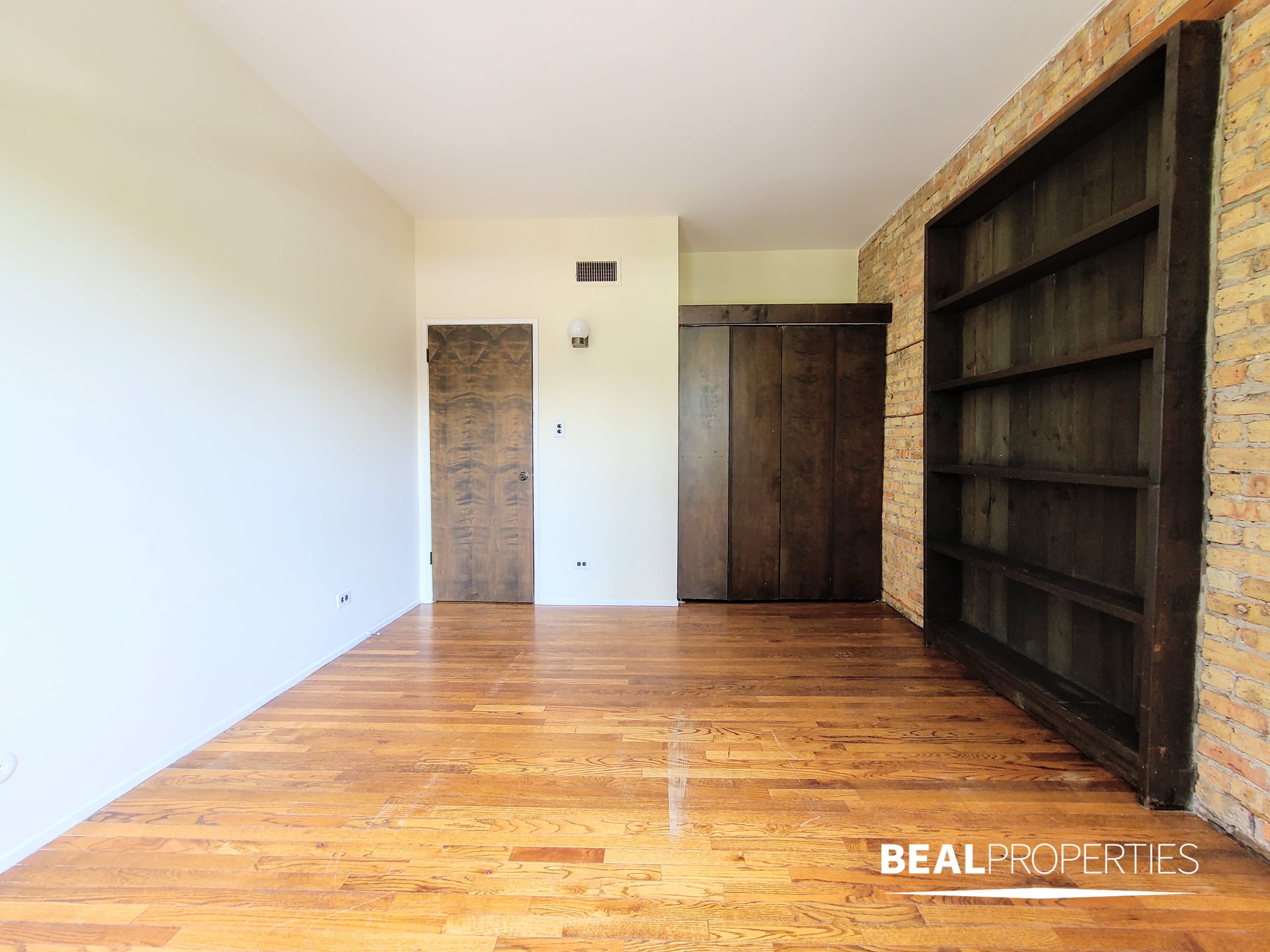 3015 N Broadway – photo 4