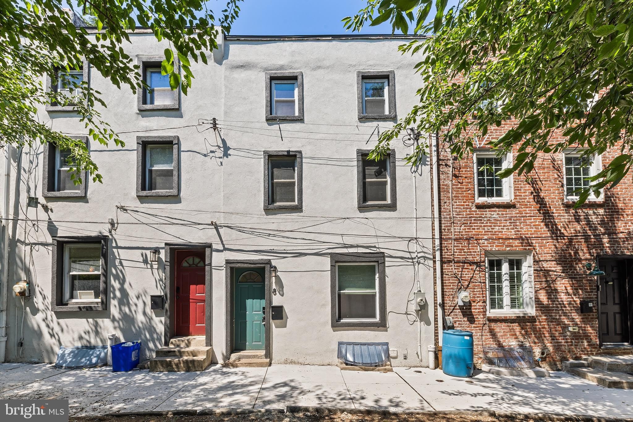8 BRISTOW Place – photo 1