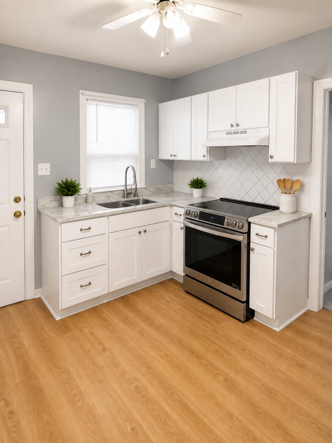 113 Chincopee Avenue – photo 4